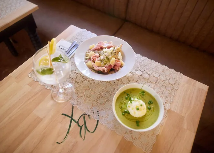 Restaurant Le Botaniste 普拉斯·德·莫罗·拉普尔